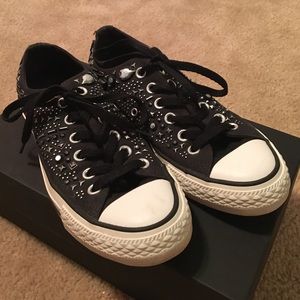 Converse shoes