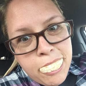 Meet your Posher, Annette