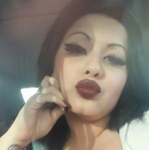 Meet your Posher, Angelica