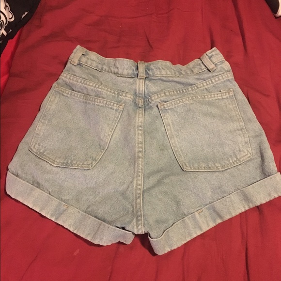 High waisted cuffed shorts
