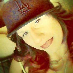 Meet your Posher, Casandra