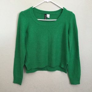 H&M CROPPED KNIT SWEATER (US 2/GREEN)