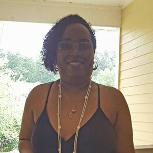 Meet your Posher, Nilsa