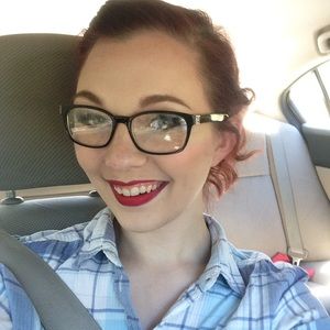 Meet your Posher, Joyce