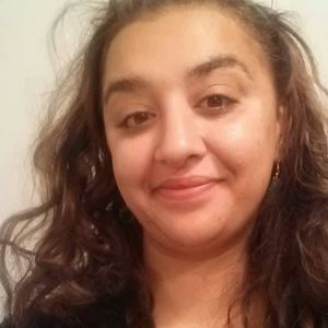 Meet your Posher, Zohal alsina