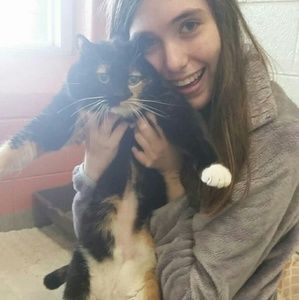 Meet your Posher, Eva