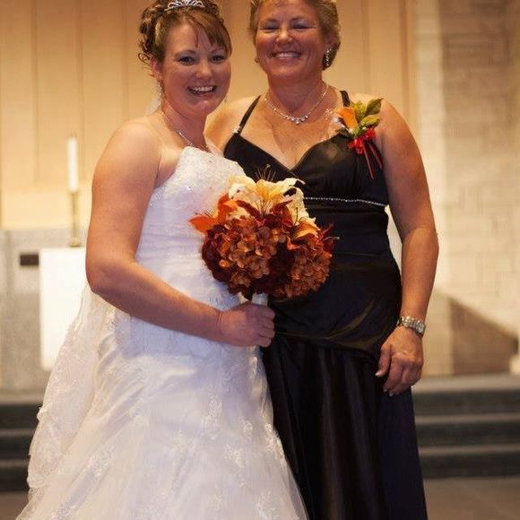 Meet your Posher, Tonya - Picture 1 of 1