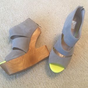 DV 8 Dilce Vita. Brand New, Never Worn.