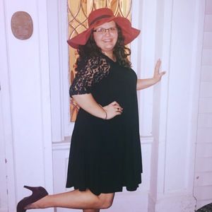 Meet your Posher, Abigail