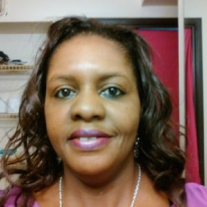 Meet your Posher, Cassandra