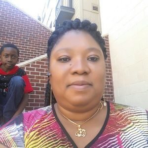 Meet your Posher, Amina