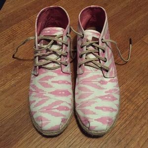 Toms Desert Botas size 10