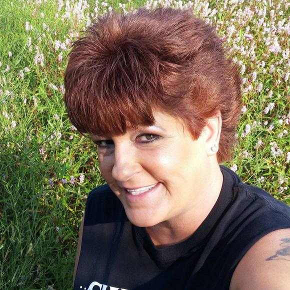 Meet your Posher, Annette - Picture 1 of 1