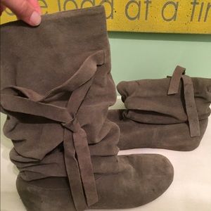 MIA slouchy boots