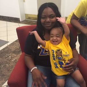 Meet your Posher, Latoya