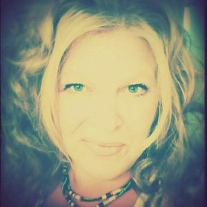 Meet your Posher, Lynn