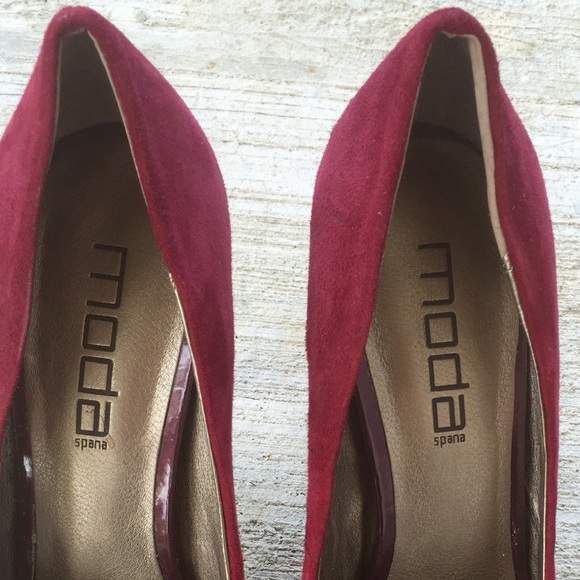 Heels Size 9 - Picture 2 of 3