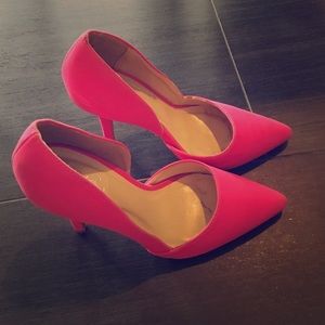 Gently used Qupid HOT PINk d'orsay point heels 7.5