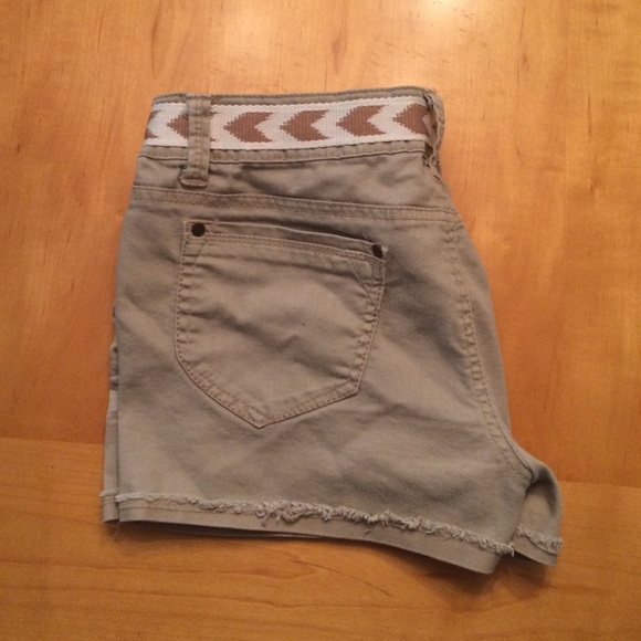 Cargo shorts by Rewash. - Picture 3 of 3