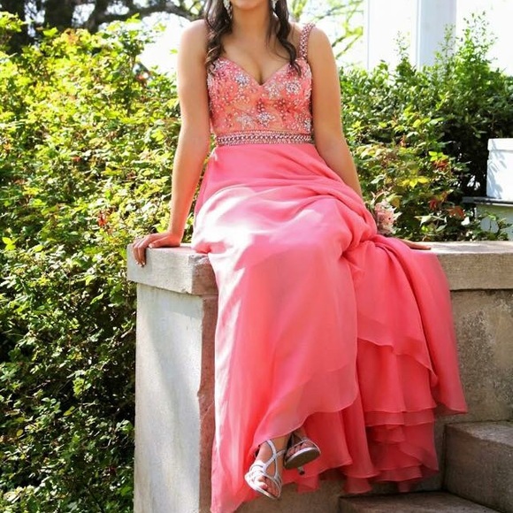 Sherri Hill prom dress