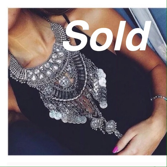 Beautiful Boho necklace nice and heavy 😍