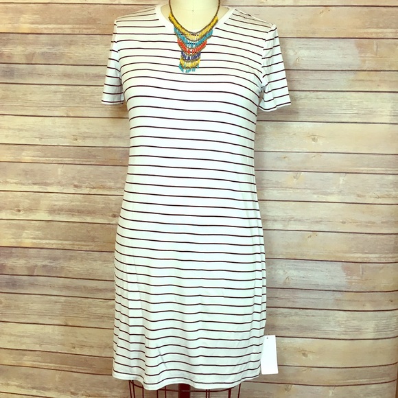 Basic jersey dress black and white striped dress.