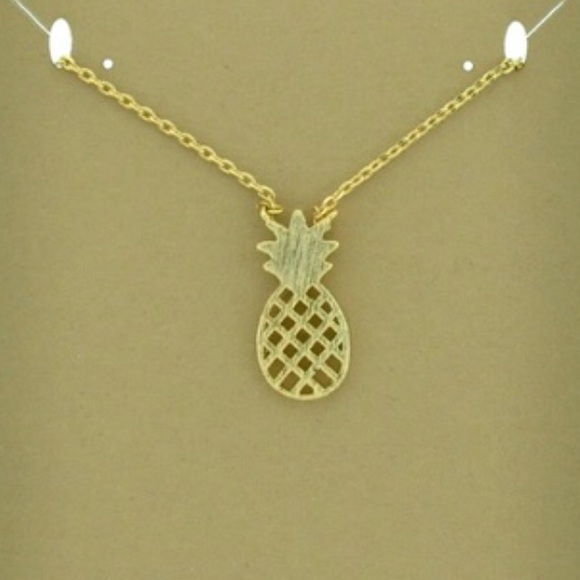 Alicia Jean Pineapple Necklace - Picture 2 of 8