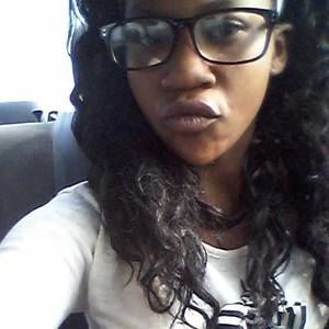 Meet your Posher, Leah