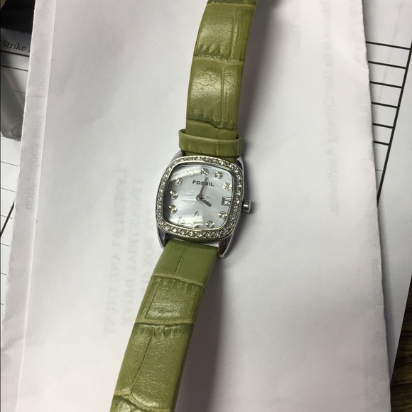 Fossil Leather Strap Watch - Picture 2 of 4