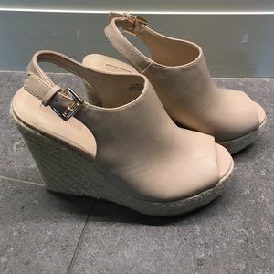 Forever 21 new spring 2016 tan faux leather wedges