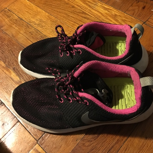 Womens Nike Roshe Run