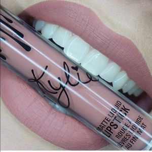 KYLIE JENNER LIQUID LIPSTICK 💕💕💕
