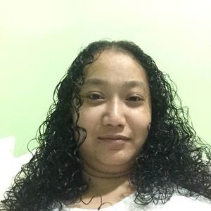 Meet your Posher, Nadia