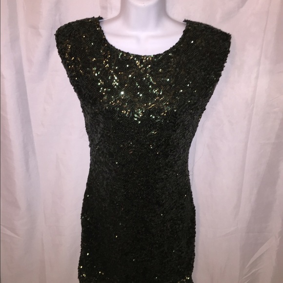 Alice + Olivia SIZE SMALL forest green cluster sequin mini - Picture 2 of 10