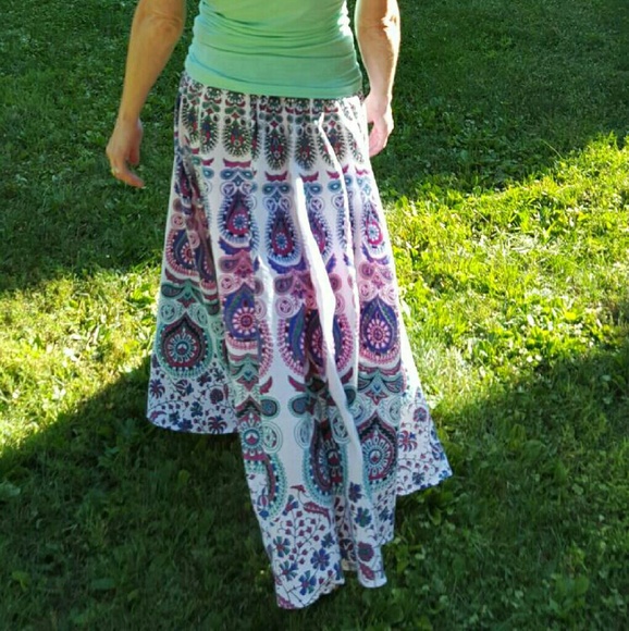 Maxi Skirt - Picture 4 of 4