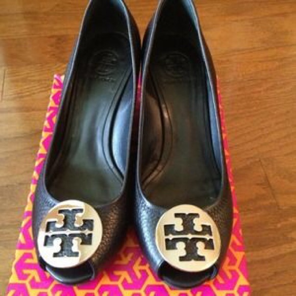 💋Very loved ❤️Tory Burch Sally wedge