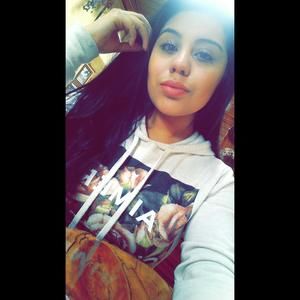 Meet your Posher, Jasmin