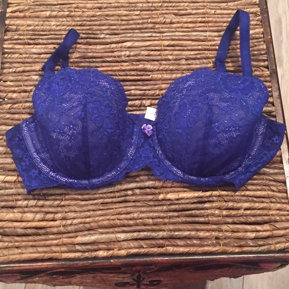 Victoria's Secret blue & purple flower lace bra
