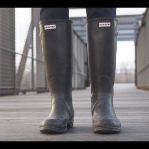 Grey Glossy Hunter Rainboots