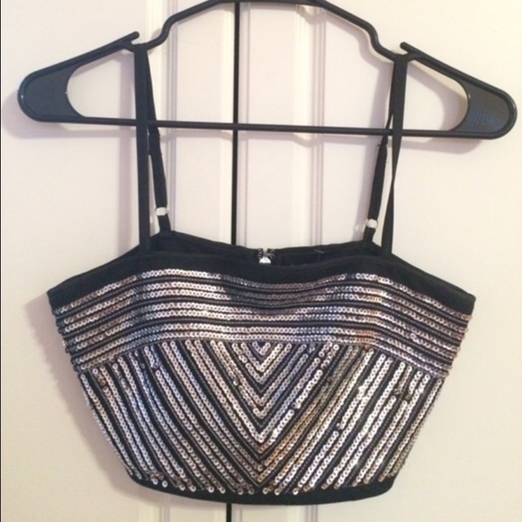Silver sequined crop top - Picture 1 of 2