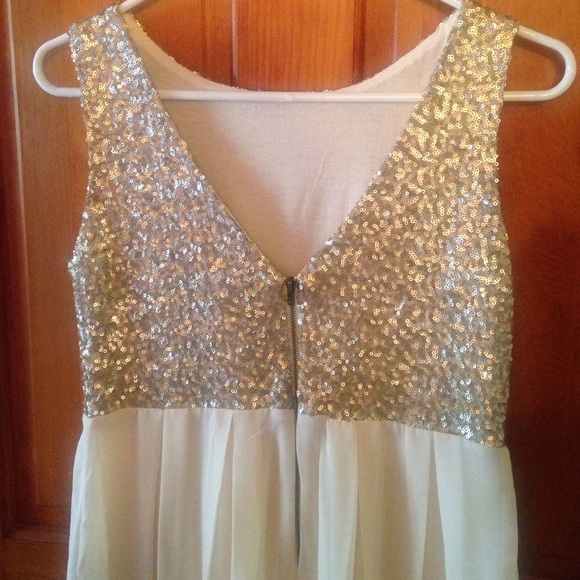 Gold Sequence Detail Dress - Picture 3 of 4