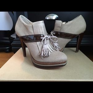 Cole Haan Size 9 ankle boots