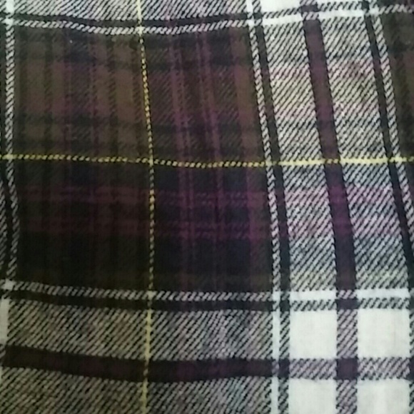 Plaid button down - Picture 2 of 2