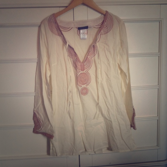 Beach pullover