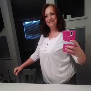 Meet your Posher, Angie