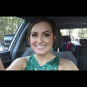 Meet your Posher, Rebekah