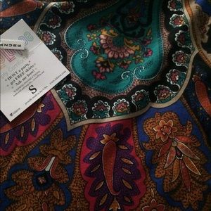 Small Azure skirt LulaRoe