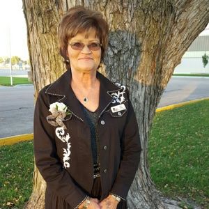 Meet your Posher, Deb