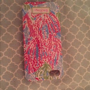 iPhone 5/5s Lilly Pulizter case.
