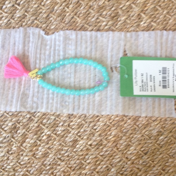 Cute Lilly Pulitzer GWP tassel bracelet